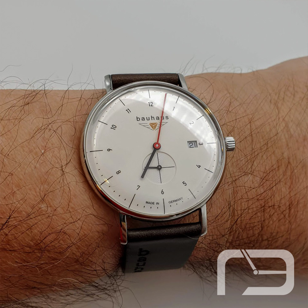 2130-1 Small Relojes exclusivos Second – Bauhaus