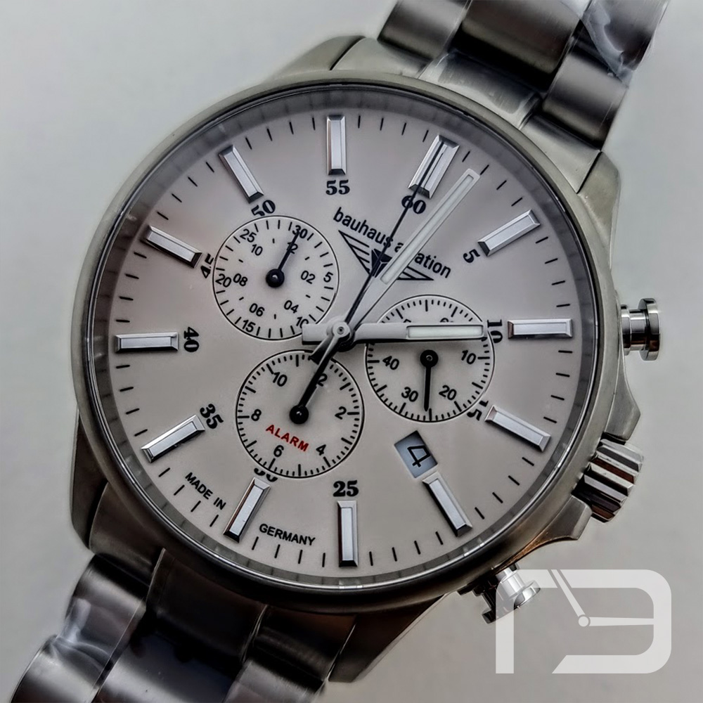 Bauhaus 2880M-5 Aviation Chronograph Alarm exclusivos – Titanium Relojes